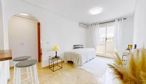 Buy an Penthouse in Spain, Torrevieja. torrevieja area, 2 bedrooms, 70 m2 - photo 5