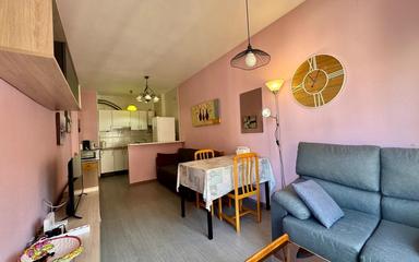 Bienes raíces Torrevieja, Piso en venta. Zona de la  Centro, 1 dormitorio, 54 m²