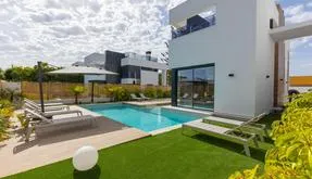 Buy an Villa in Torrevieja, Spain. Torreta florida area, 3 bedrooms, 126 m2 - photo 6