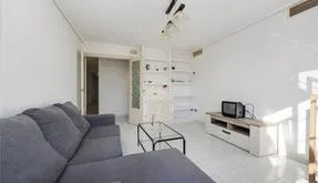 Buy real estate in Torrevieja, Spain. Centro area, 2 bedrooms, - photo 5