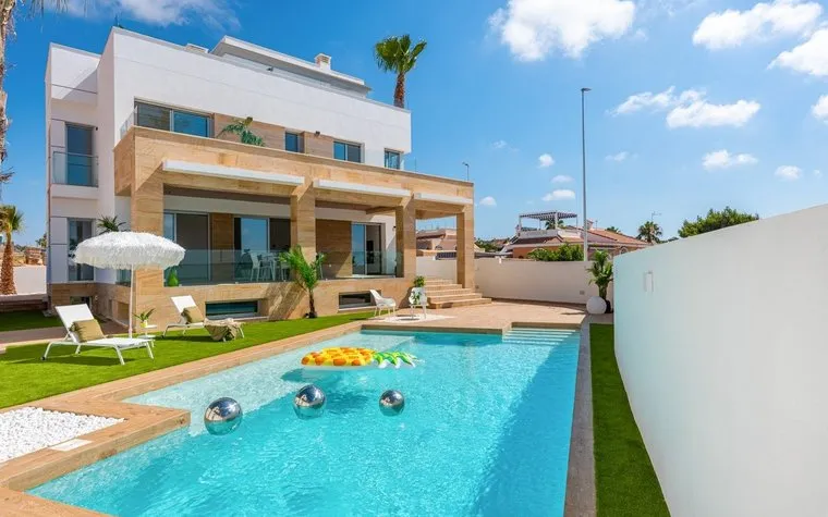 Buy an Villa Spain. Doña Pepa area, 4 bedrooms, 196 m2, 4 bedrooms, 196 m² — €821910