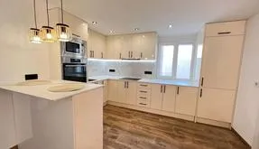 Buy an Apartment in Torrevieja, Spain. Centro area, 3 bedrooms, 100 m2 - photo 5