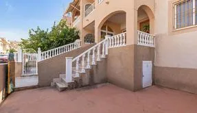 Comprar un Bungalow en Torrevieja, España. Zona de la  Los Balcones - Los Altos del Edén, 2 dormitorios, 58 m2 - photo 2