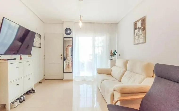 Apartment for sale in Orihuela Costa, Spain. Lomas de Cabo Roig-Los Dolses area, 2 bedrooms, 73 m2