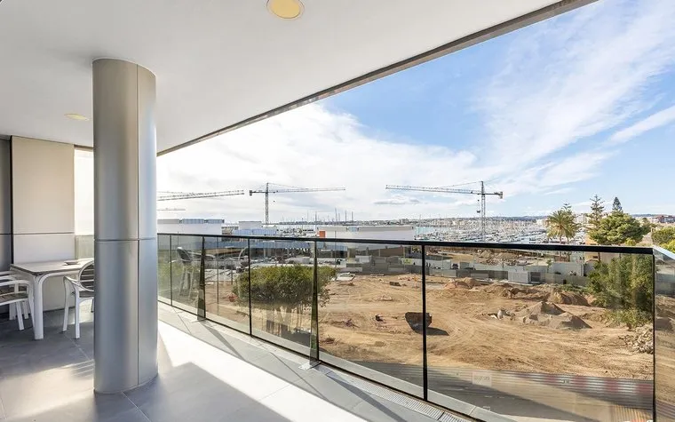 Buy an Apartment in Torrevieja, Spain. Paseo maritimo area, 3 bedrooms, 129 m2