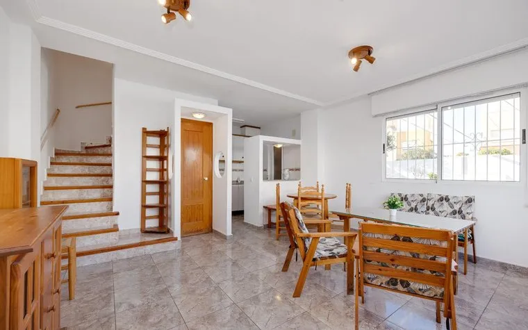 Comprar un Duplex en Orihuela Costa, España. Zona de la  Los Altos, 3 dormitorios, 84 m2