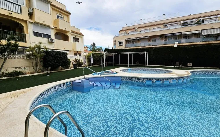 Недвижимость Торревьеха, продается Квартира. Район Nueva Torrevieja, 1 спальня, 35 м2