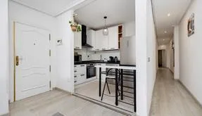 Torrevieja, España. Comprar un Piso. Zona de la  Playa de los locos, 3 dormitorios, 92 m2 - photo 6