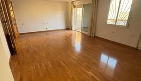 Comprar un Piso en España, Torrevieja. Zona de la  Centro, 3 dormitorios, 126 m² - photo 3