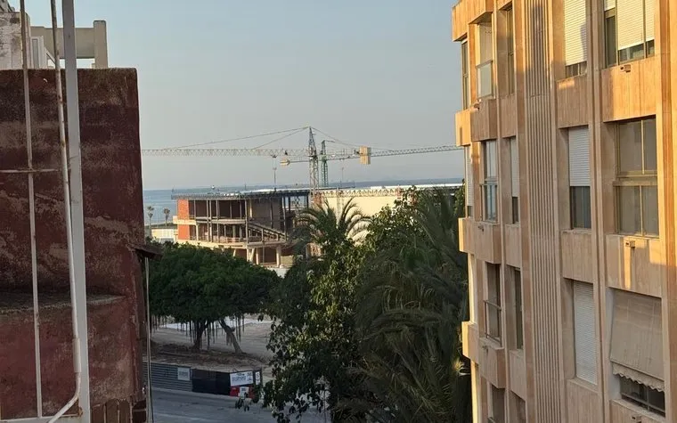 Comprar un Piso en España, Torrevieja. Zona de la  Centro, 3 dormitorios, 126 m²