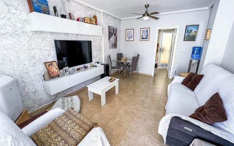 Buy an Bungalow in Torrevieja, Spain. Torreblanca area, 4 bedrooms, 95 m²