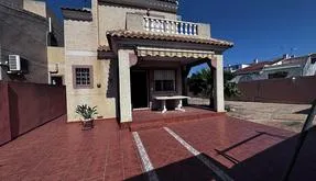 Купить недвижимость в Торревьеха, Испания. Район San luis, 2 спальни, 128 m² - photo 2