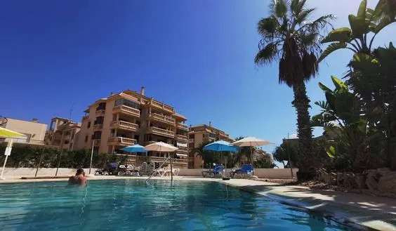 Guardamar del Segura, España. Bienes raíces. Zona de la Campomar, 3 dormitorios, 140 m² - photo 1