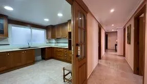 Buy an Apartment in Torrevieja, Spain. Centro area, 5 bedrooms, 212 m² - photo 3