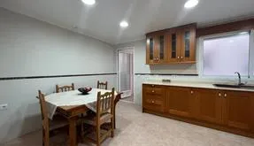 Buy an Apartment in Torrevieja, Spain. Centro area, 5 bedrooms, 212 m² - photo 4