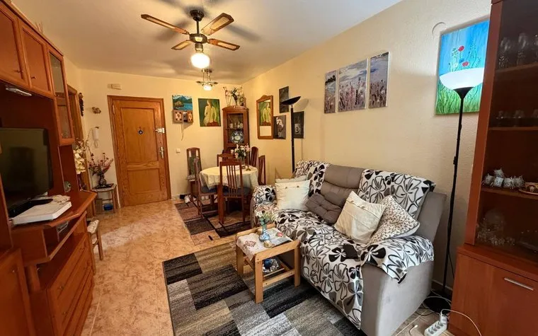 Comprar un Piso en España, Torrevieja. Zona de la  Playa del Cura, 2 dormitorios, 67 m²