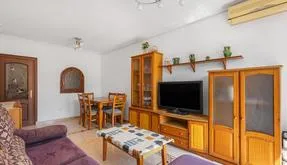 Buy real estate in Torrevieja, Spain. Nueva Torrevieja area, 2 bedrooms, 77 m² - photo 4