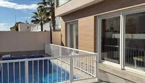 Buy real estate in Spain. Pilar de la Horadada area, 4 bedrooms, 150 m² - photo 2