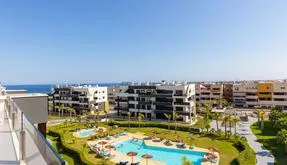 Comprar una vivienda en Orihuela Costa, España. Zona de la Playa Flamenca, 2 dormitorios, 75 m² - photo 6