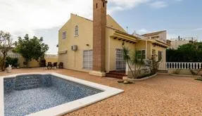 Buy an Town house in Orihuela Costa, Spain. Playa Flamenca area, 4 bedrooms, 195 m² - photo 6