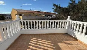 Comprar una vivienda en Torrevieja, España. Zona de la  Centro, 5 dormitorios, 150 m² - photo 3