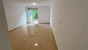 Comprar una vivienda en Torrevieja, España. Zona de la  Centro, 5 dormitorios, 150 m² - photo 6