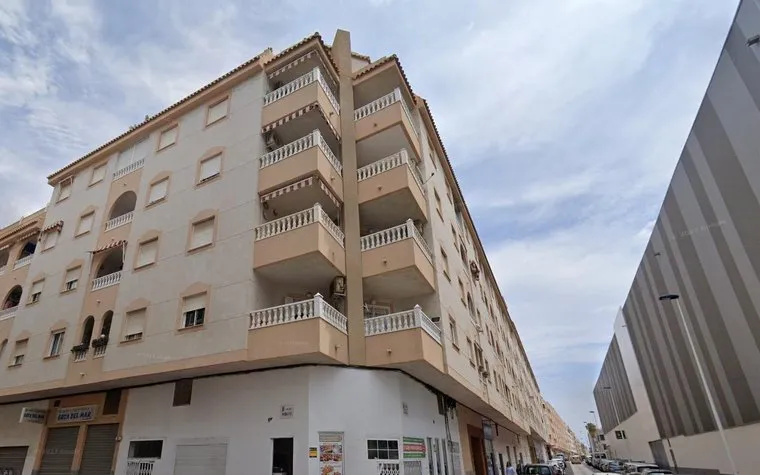 Buy an Penthouse in Spain, Torrevieja. Estacion de autobuses area, 3 bedrooms, 98 m²