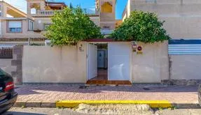 Torrevieja, Spain. Buy an Bungalow . Aguas nuevas 2 area, 3 bedrooms, 111 m² - photo 4