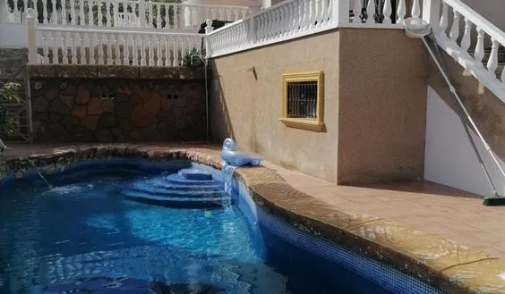 Orihuela Costa, bienes raíces. Zona de la Cabo Roig, 4 dormitorios, 250 m² - photo 1