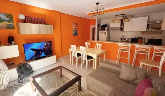 Apartment in Torrevieja, Spain. Playa del Cura area, 2 bedrooms, 100 m² - photo 1
