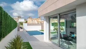 Guardamar del Segura, Spain. Buy an Villa . EL RASO area, 3 bedrooms, 180 m² - photo 2