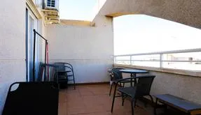 Torrevieja, España. Comprar un Ático. Zona de la  Centro, 2 dormitorios, 63 m² - photo 4