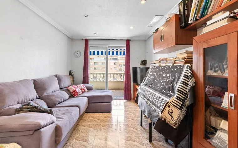 Propiedades en Torrevieja. Zona de la Centro, 2 dormitorios, 76 m²