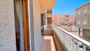 Bienes raíces Torrevieja, Piso en venta. Zona de la  Playa de los Náufragos, 3 dormitorios, 79 m² - photo 4