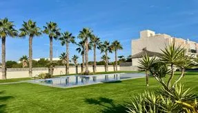 Buy an Bungalow in Torrevieja, Spain. Aguas Nuevas area, 2 bedrooms, 174 m² - photo 2