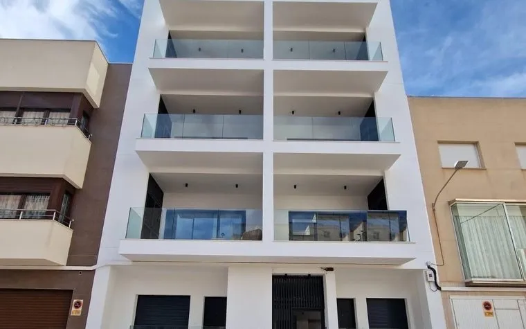 Купить недвижимость в Гуардамар дел Сегура, Испания. Район Pueblo, 3 спальни, 94 m²