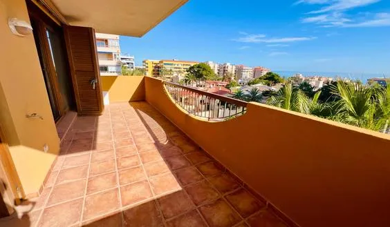 Apartment for sale in Torrevieja, Spain. Punta Prima area, 2 bedrooms, 85 m² - photo 1