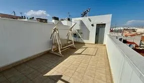 Comprar una propiedad en Torrevieja, España. Zona de la  Paseo maritimo, 3 dormitorios, 103 m² - photo 2