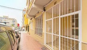 Buy an Apartment in Torrevieja, Spain. Playa del Cura area, 3 bedrooms, 104 m² - photo 2