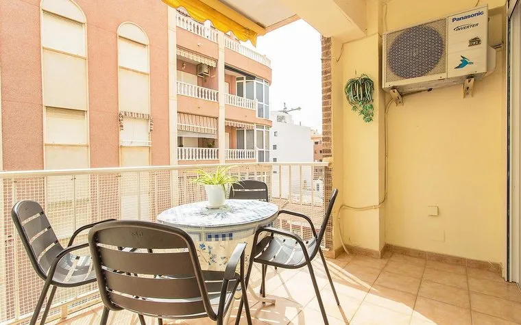 Buy property in Torrevieja, Spain. Playa del Cura area, 3 bedrooms, 104 m²