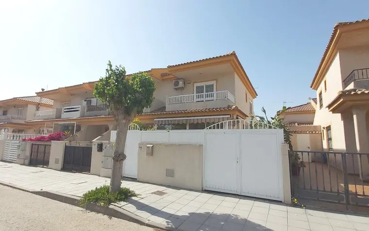 Real estate in Spain buy. Torre de la Horadada area, 3 bedrooms, 98 m²