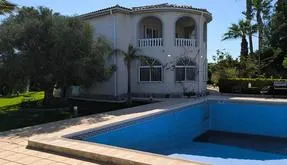 Torrevieja real estate, Villa for sale. La Siesta area, 5 bedrooms, 220 m² - photo 4