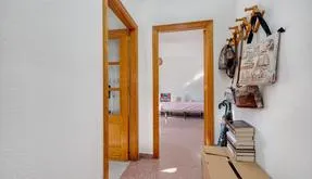 Property in Torrevieja. Centro area, 2 bedrooms, 79 m² - photo 3