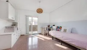 Property in Torrevieja. Centro area, 2 bedrooms, 79 m² - photo 4