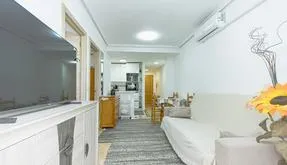 Apartment for sale in Torrevieja, Spain. Centro area, 2 bedrooms, 59 m² - photo 2