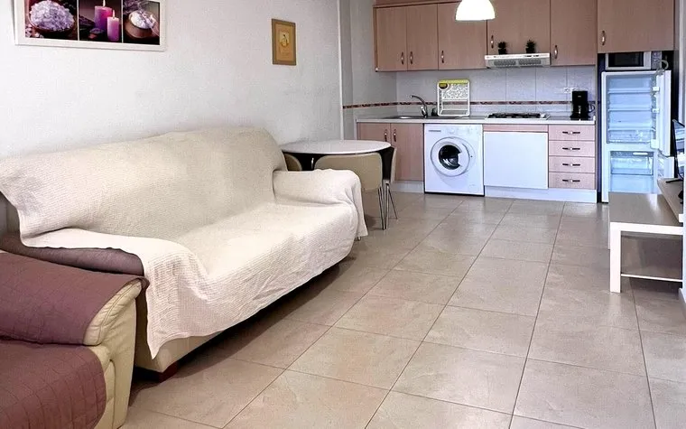 Torrevieja, España. Comprar un Piso. Zona de la  Playa de los Locos, 2 dormitorios, 50 m²