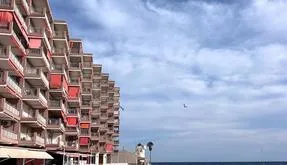 Apartment in Torrevieja, Spain. Playa de los Locos area, 3 bedrooms, 86 m² - photo 6