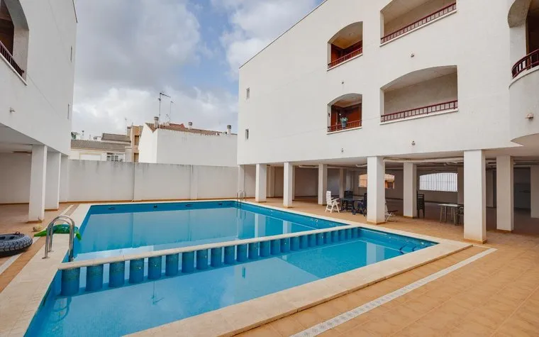 Housing in Spain. San fulgencio pueblo area, 2 bedrooms, 80 m2, 2 bedrooms, 80 m² — €165000