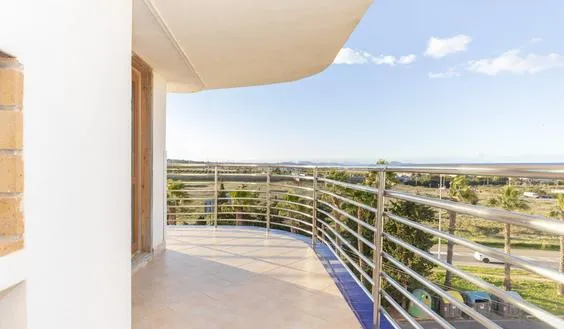 Real estate Torrevieja, apartment for sale. La Veleta area, 1 bedroom, 90 m² - photo 1