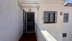 Comprar una propiedad en Torrevieja, España. Zona de la  El chaparral, 3 dormitorios, 60 m² - photo 3